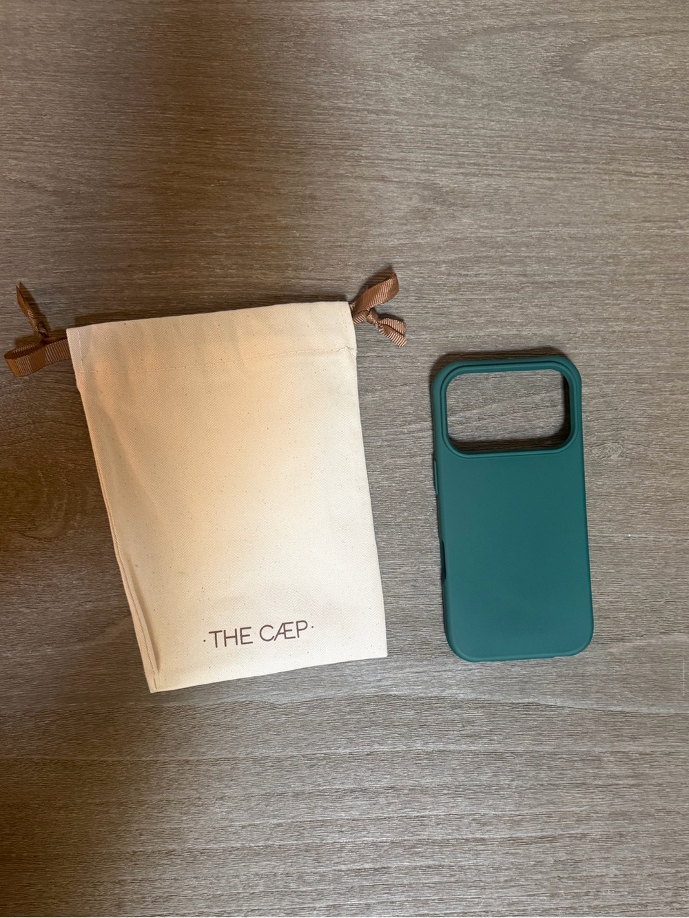 The Cæp Queensland iPhone Case - MagSafe Protective Silicone Cover 17 PRO NEW